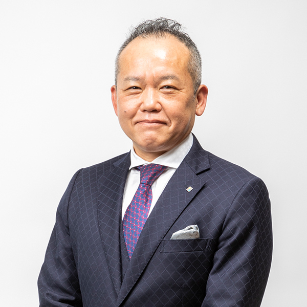 Tsutomu Abe